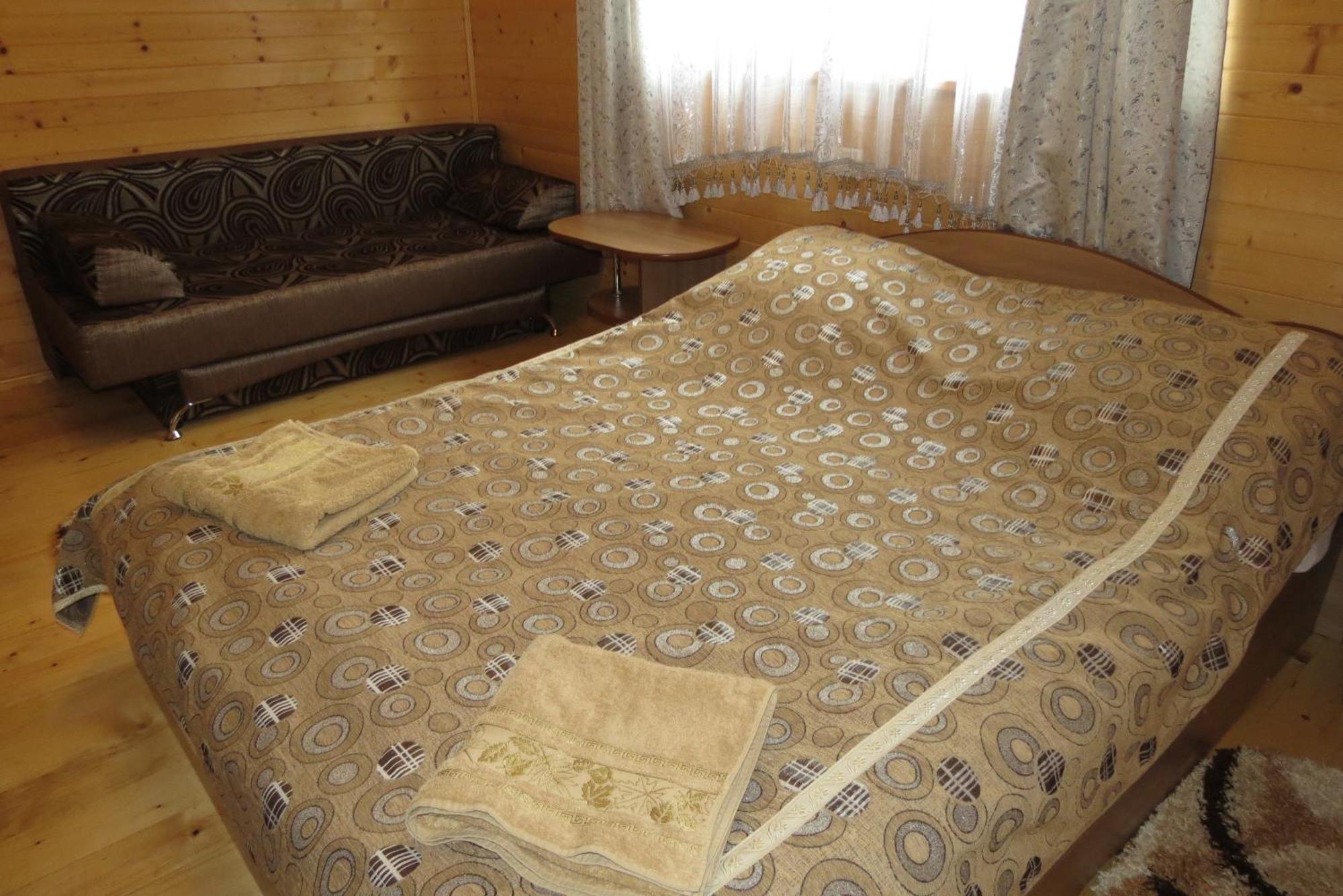 Bilyy Kamin Guest House Tatariv Habitación foto