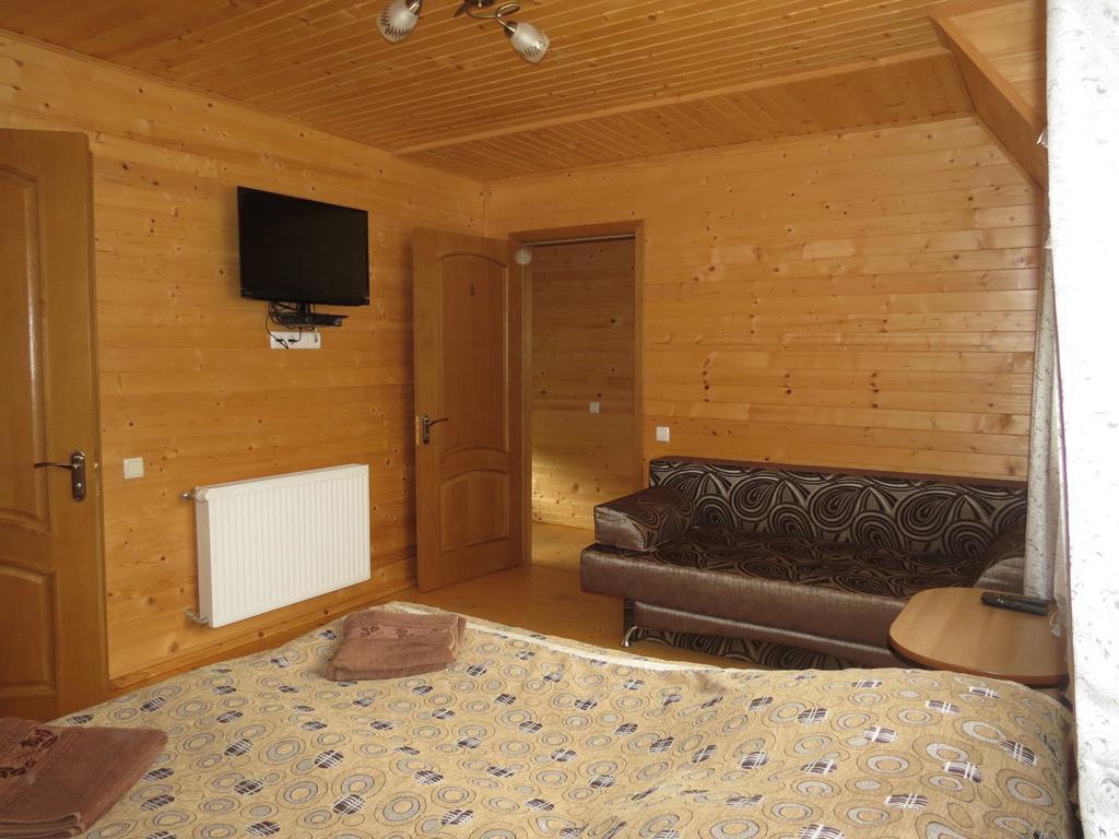 Bilyy Kamin Guest House Tatariv Exterior foto